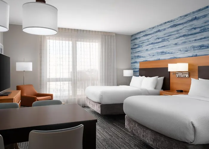 Hotel Towneplace By Marriott Champaign