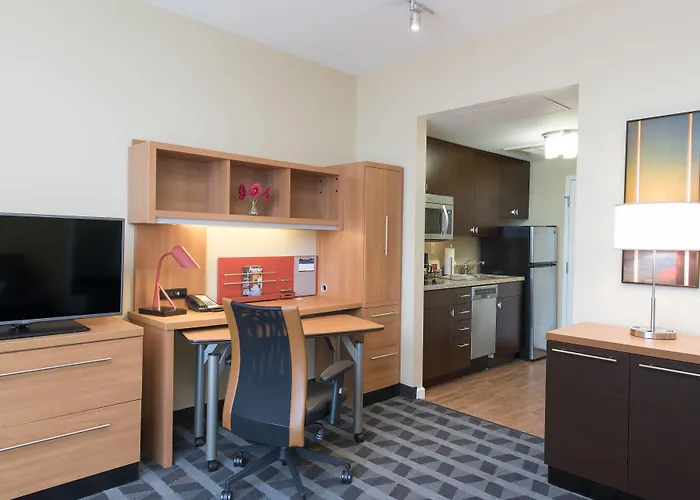 Hotel Towneplace By Marriott Champaign