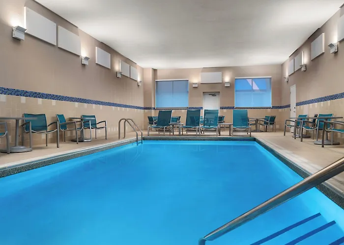 Hotel Towneplace By Marriott Champaign