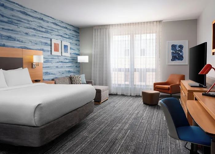 Towneplace By Marriott Hotel Champaign