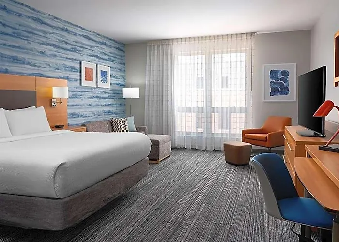 Towneplace By Marriott Hotel Champaign